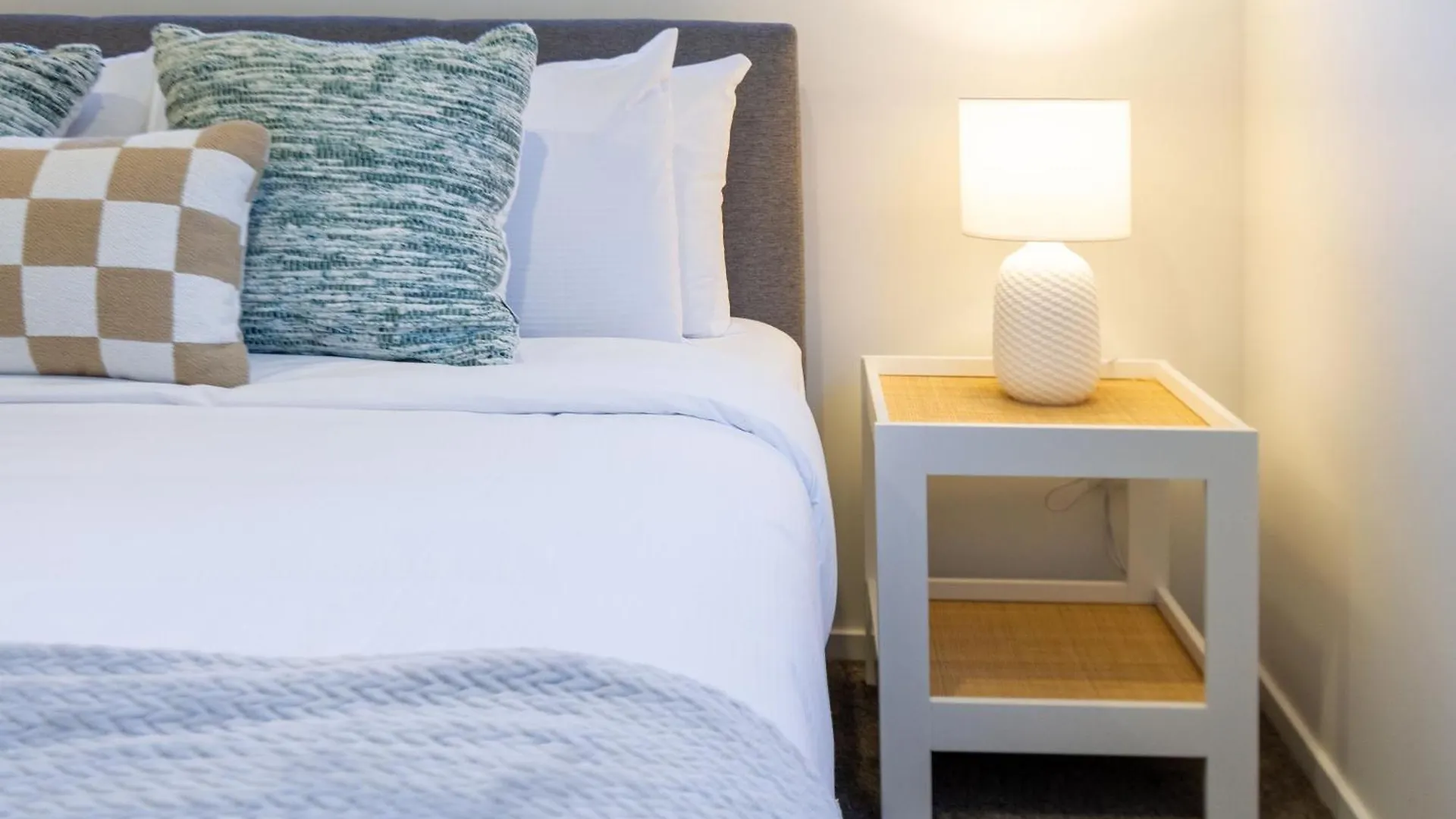 Charming Downtown Hideaway 1 Bed 1 Bath Apartment Christchurch 0*,  New Zealand